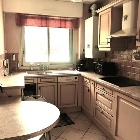 Cosy Cocoon With Terrace Near The Sea *